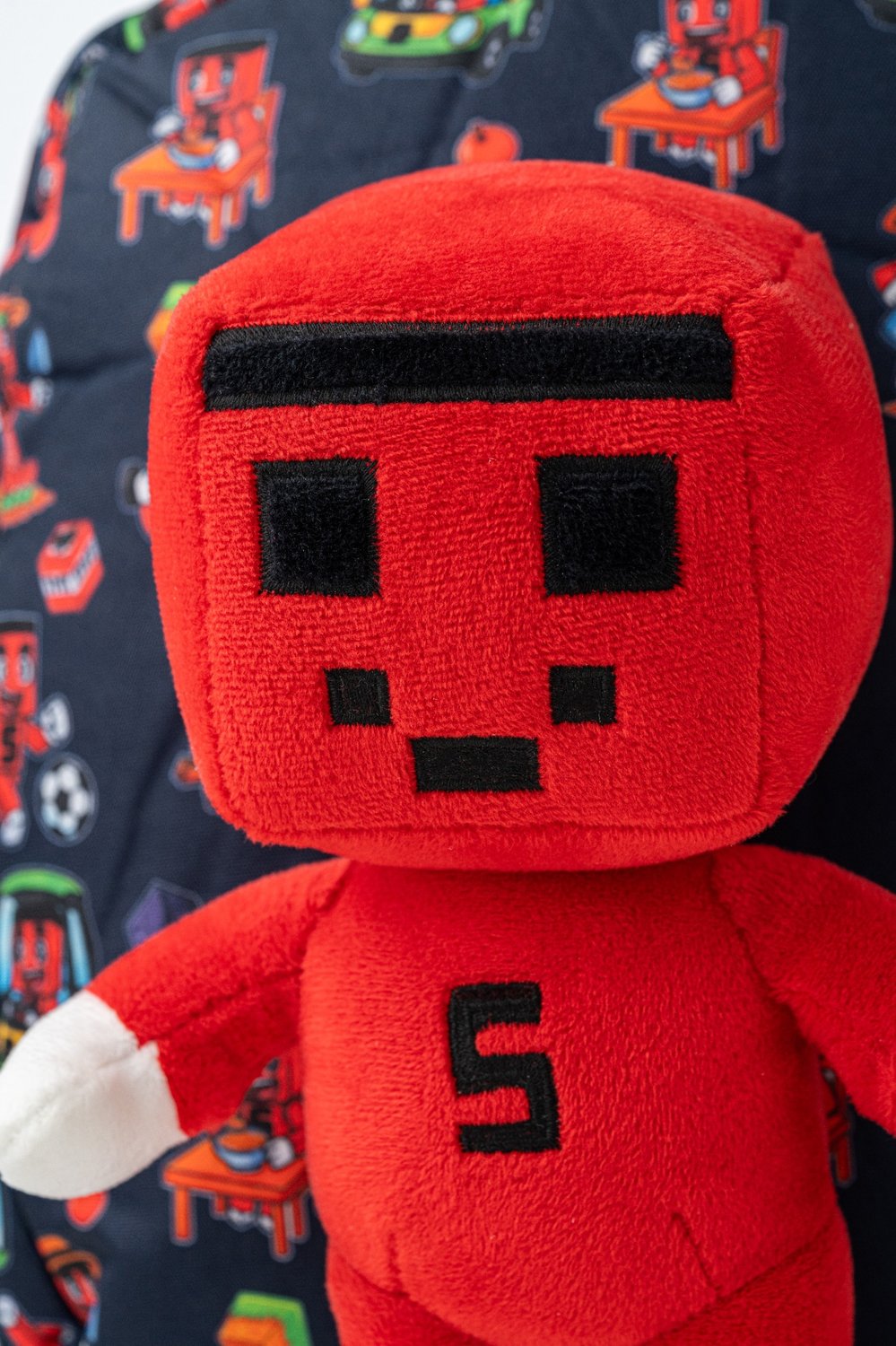 Samet Parlak Figürlü Peluş Çanta